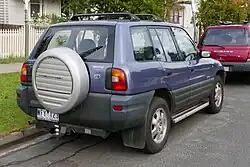 Pre-facelift Toyota RAV4 5-door