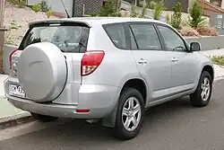 Pre-facelift RAV4 CV