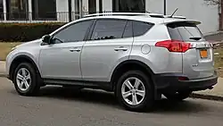 Pre-facelift Toyota RAV4 XLE