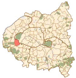 Location (in red) within Paris inner suburbs