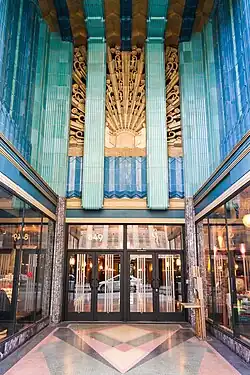 The sunburst – Detail above the entrance of the Eastern Columbia Building (S. Broadway no. 849) in L.A., by Claud Beelman (1930)