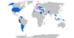 World map showing F-16 operators. Current operators are the US, Venezuela, Chile, Portugal, Morocco, The Netherlands, Belgium, Poland, Romania, Ukraine, Greece, Turkey, Iraq, Israel, Jordan, Egypt, Bahrain, the UAE, Oman, Pakistan, Thailand, Indonesia, South Korea, Taiwan and Argentina. Former operators are Norway and Italy. Future operators are Slovakia, and Bulgaria.