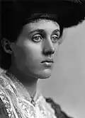Portrait of Vanessa Stephen in 1902, by George Beresford