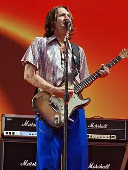 Frusciante performing in 2022