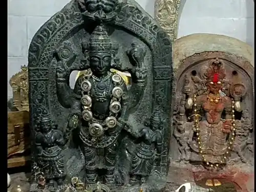 Self emerged idol of goddess Lakshmi with Srinivasa in Kallur Mahalakshmi temple Kolhapur