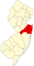 A county in the central-western part of the state. It is averagely sized and gets skinnier in the west.