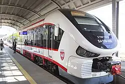 A Pesa Link SA139 in Poznań Metropolitan Railway livery