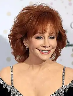 Reba McEntire (24–26, 28)