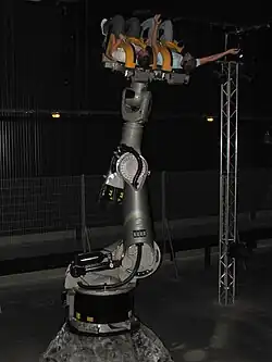 Robocoasters feature KUKA robotic arms, the same technology used on Harry Potter and the Forbidden Journey. Unlike the stationary robotic arms used in Robocoasters, the technology is used in conjunction with busbar track technology to provide a differing experience.