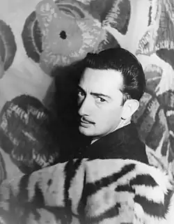 Salvador Dalí[475]