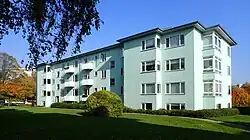 Strandparken (1938), Aarhus. Typical pastel colour for stuccoed funkis.