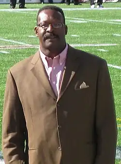 Linebacker Andre Tippett (1982–1993)